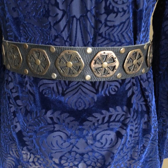 Wide Sleeve Royal Blue Blouse - Picture 2 of 4